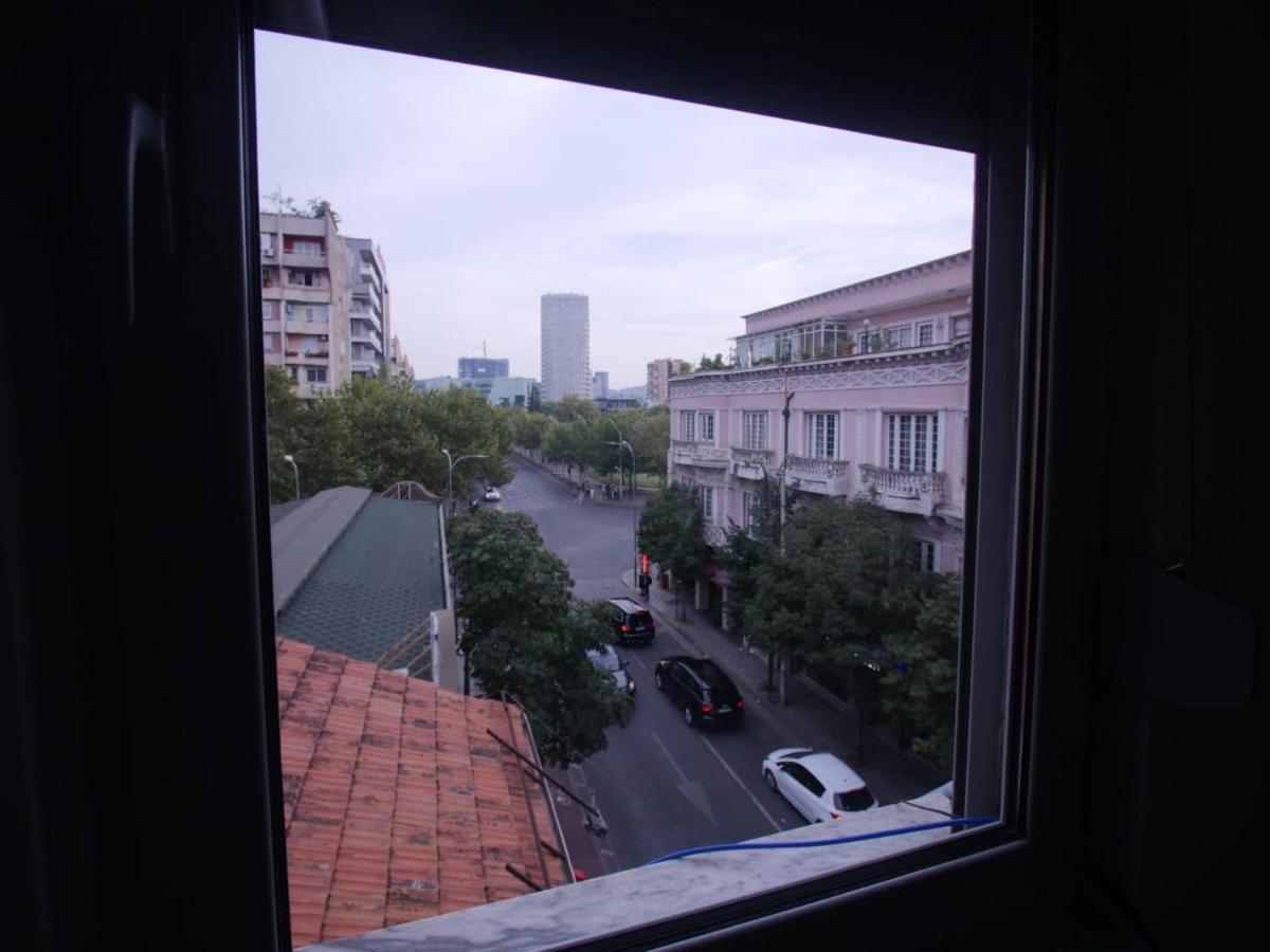 Hidden Gem In The Center Of Tirana Lejlighed Eksteriør billede